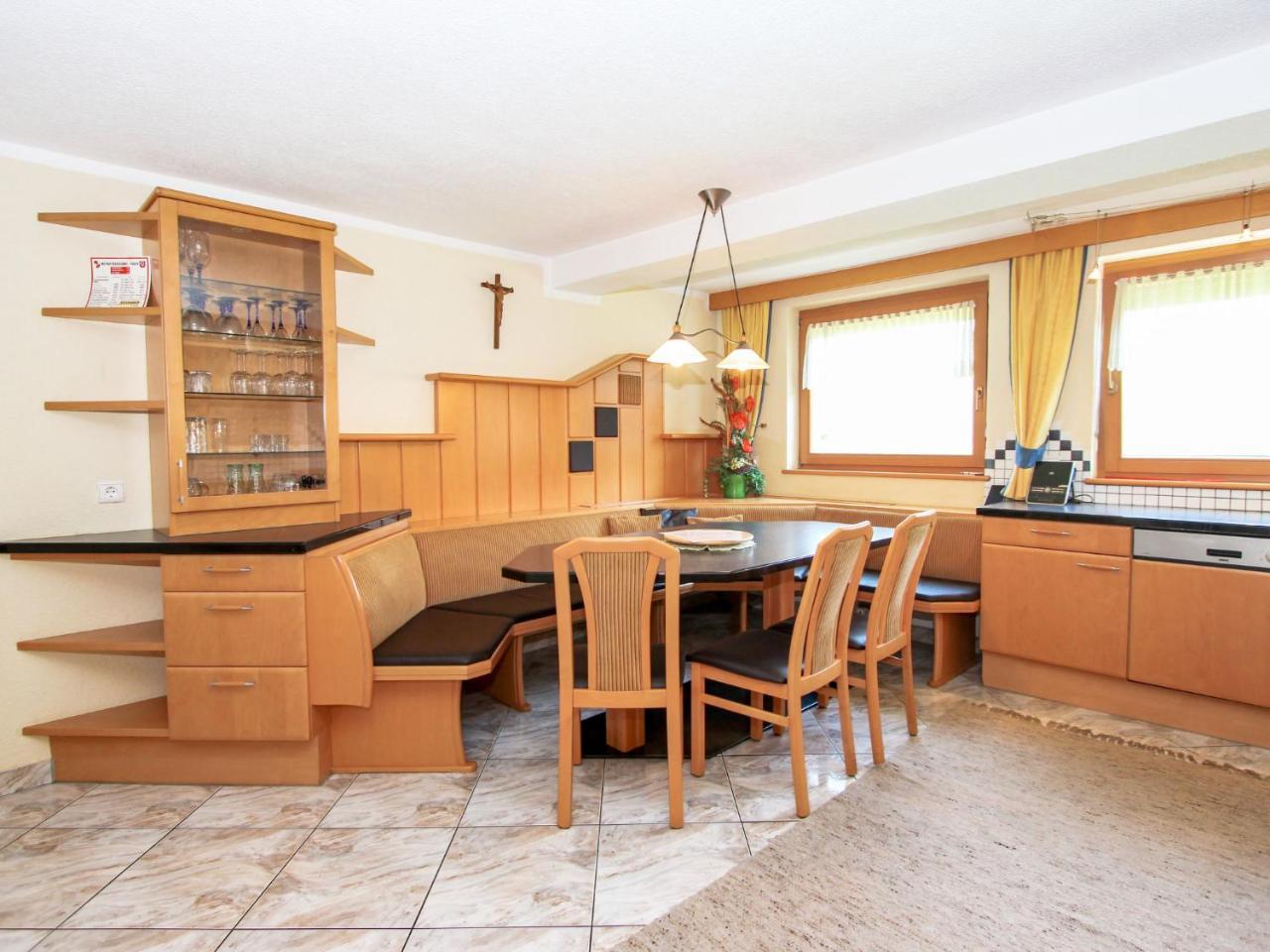 Apartment Christian By Interhome فغن المظهر الخارجي الصورة